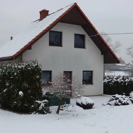 Domek Zalesie 2000 Casa de Férias Gorki Wielkie